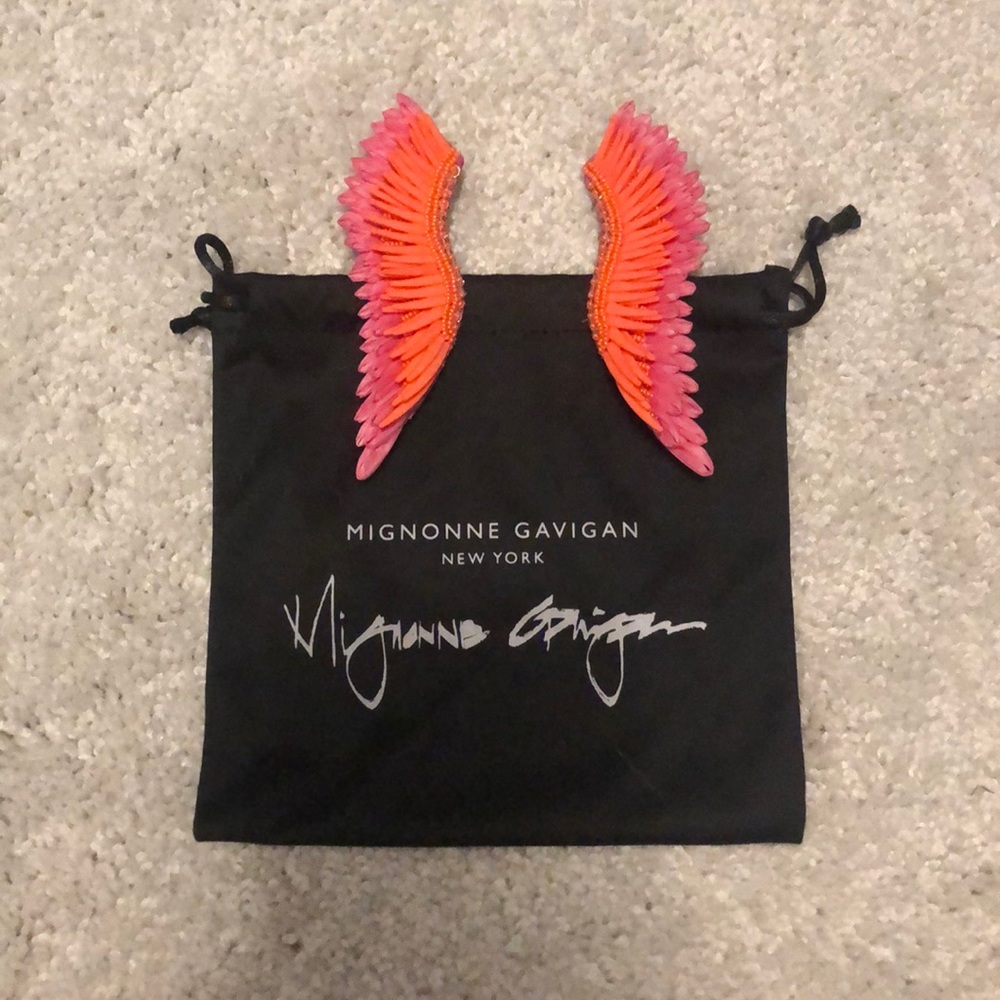 Mignonne Gavigan Madeline earrings.
